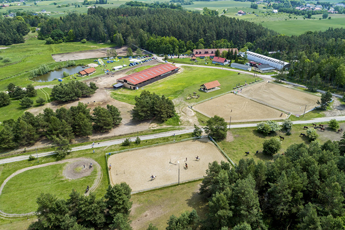 Stajnia Iskra Sztumskie Pole - zdjęcie 1
