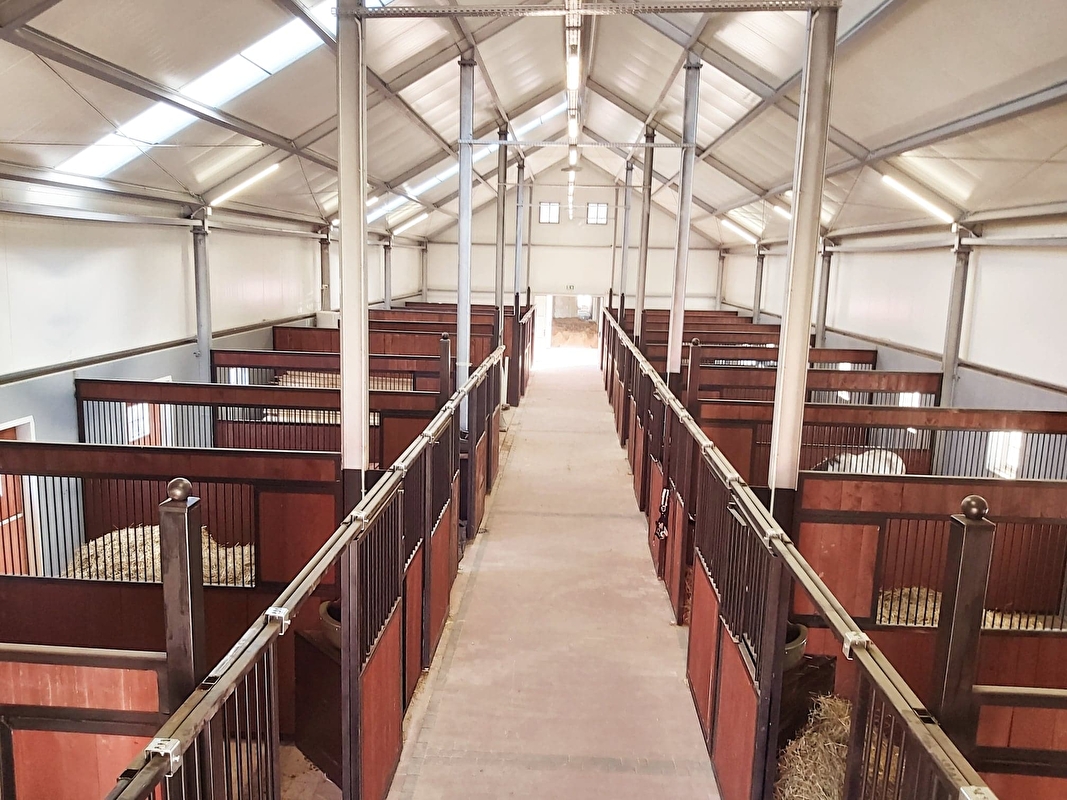 Becker Sport Equestrian Center - zdjęcie 1
