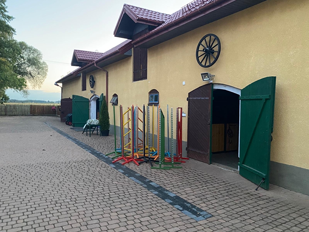 Stajnia Janochy - zdjęcie 2
