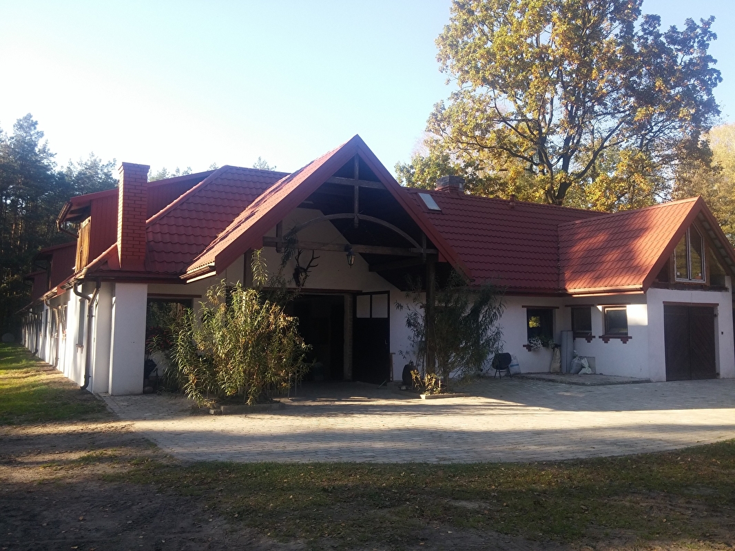 Stajnia Kolonie Stanisławów - zdjęcie 1