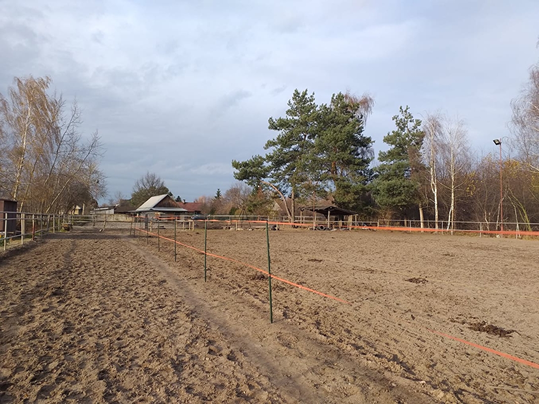 Studencki Klub Jeździecki w Lesiowie - zdjęcie 3